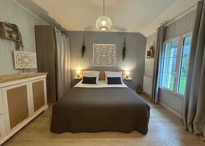 Logis Des Hirondelles - Gold - Maison Plain Pied Classée 4 étoiles Casa vacanze *